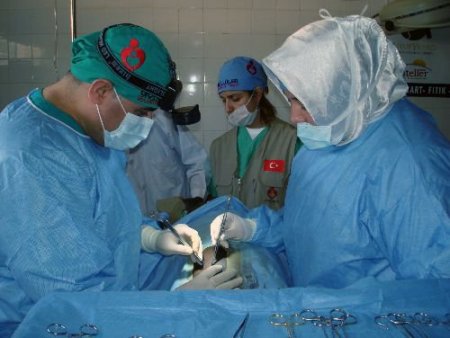 Türk Doktorlar Nijerlilerin Umudu Oldu
