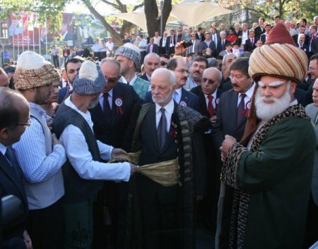 Türk Dünyası Mühendislik, Mimarlık ve Şehircilik Kurultayı başladı