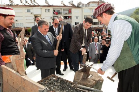 Türk dünyasının temsilcileri Nevruz'u Fethiye'de kutladı