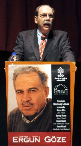 Türk Edebiyat Tarihinin Seçkin İsimlerinden Ergun Göze Anıldı