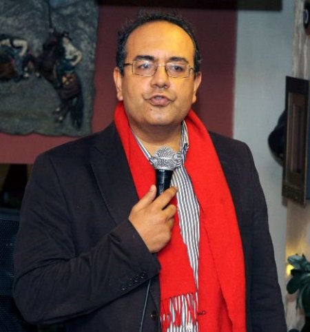 Türk Gazeteciye, İngiltere'deki Gazeteciler Derneğinden Ödül Aldı