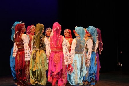 Türk halk dansları Helsinki’yi ısıttı