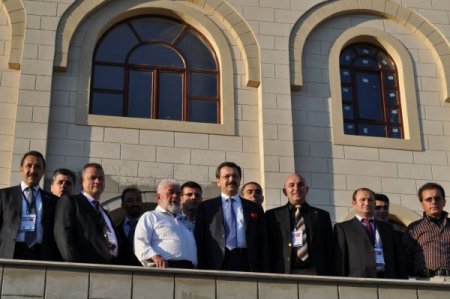 Türk Heyeti, Johannesburg’daki Nizamiye Camisi’ni Ziyaret Etti