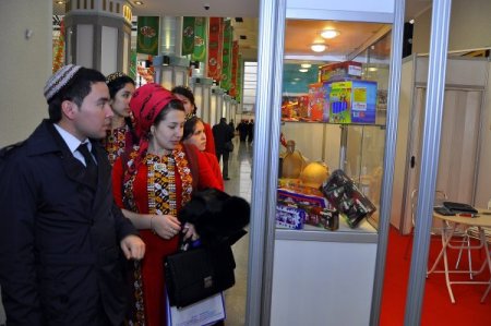 Türk İhraç Ürünleri Fuarı, Aşkabat’ta açıldı