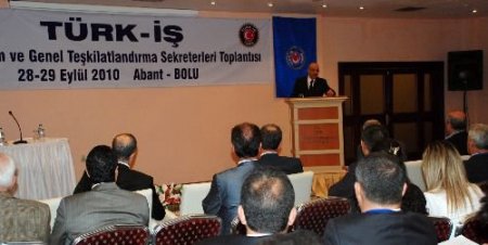 Türk-iş Genel Başkan Kumlu: Siyasi Partilerin Değil Emeğin Ve Çıkarların Tarafıyız