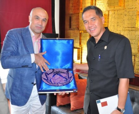 Türk İşadamı Fettah Tamince, Endonezya'da Yatırım İmkanlarını Araştırdı