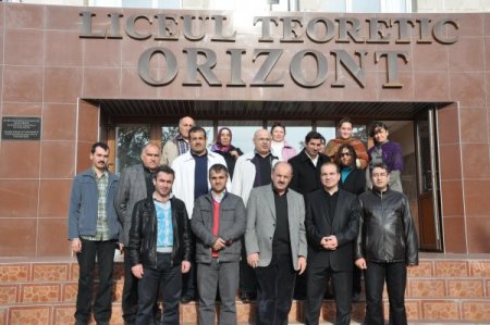 Türk işadamları kurban eti dağıttı