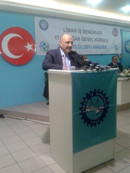 Türk-iş'ten Kıdem Tazminatı Resti: Hayatı Durduracak Eylemlerle Cevap Veririz