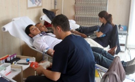Türk Kızılay’ı Cizre’de kan bağışı kampanyası düzenledi