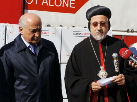 Türk Kızılayı'ndan Suriyeli Süryanilere yardım eli