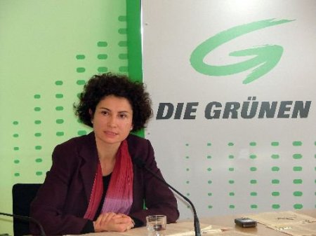 Türk Kökenli Avusturyalı Politikacı Korun: Bana Dolaylı Yoldan 'geldiğin Yere Git' Deniliyor