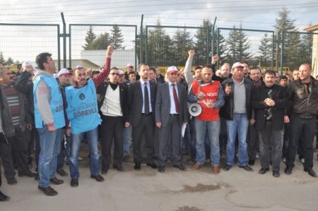 Türk Metal Sendikası Bolu Şubesi'nden eylem