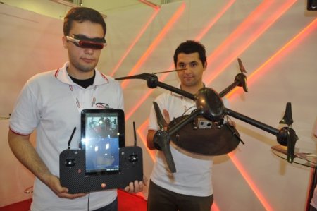 Türk Mühendislerin Geliştirdiği Mini Uçak Görücüye Çıktı