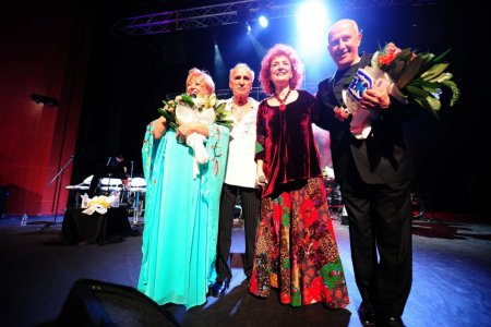 Türk popunun efsaneleri Ankara’da sahneye çıktı