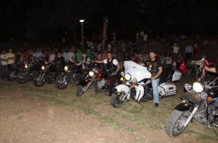 Türk Riders’dan motosiklet senfonisi