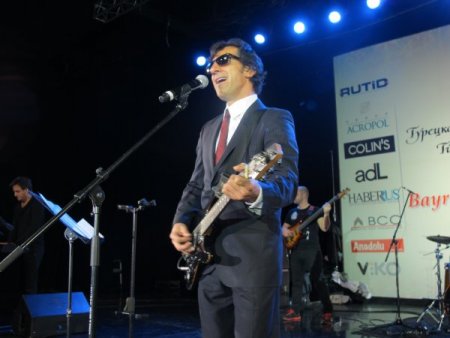 Türk-Rus Kültür Merkezi’nin organize ettiği programında 'Ayna' coşturdu