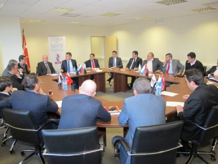 Türk sanayiciler Rusya’da yatırımı tartıştı(Özel)