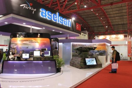 Türk savunma sanayi ürünleri Endonezya'da büyük ilgi gördü