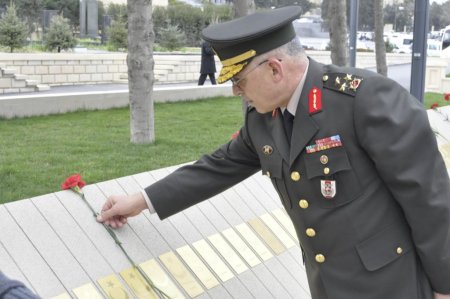 Türk Silahlı Kuvvetleri'den Bakü'ye çıkartma