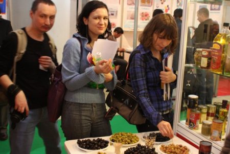 Türk Şirketlerin Gözdesi Rusya Pazarı; İhracat Hedefi Kriz Öncesi Rekoru Kırmak(özel)