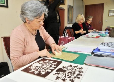 Türk süsleme sanatı ‘zaferşan’ Başkent'te yaşatılıyor