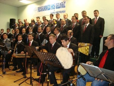 Türk Tasavvuf Musikisi Korosu Alaplılara Konser Verdi
