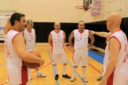 Türk ve Rus gazeteciler meslektaşlarının anısına turnuva düzenledi