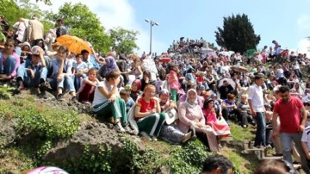 Türk Yıldızlarından nefes kesen gökyüzü şöleni