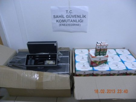 Türk-Yunan deniz sınırında kaçak elektronik sigara operasyonu