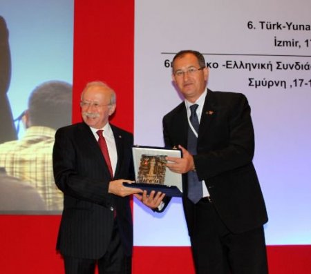 Türk-yunan Gazeteciler 'birlik' Kararını Uzun Tartışmalardan Sonra Alabildi