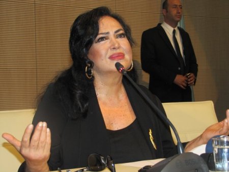 Türkan Şoray gençlerle buluştu