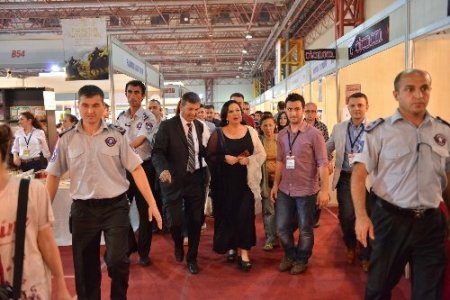 Türkan Şoray'dan albüm müjdesi geldi