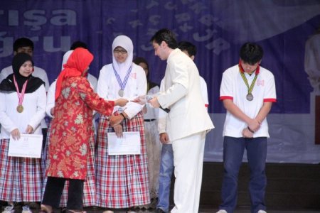 Türkçe Olimpiyatları Endonezya finali muhteşem bir törenle yapıldı