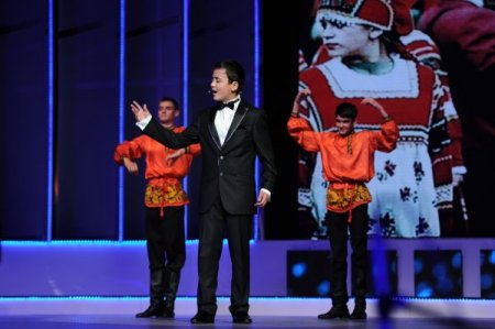 Türkçe Olimpiyatları Şarkı Finalinin Birincisi Tacikistanlı Shohrukh Yunusov