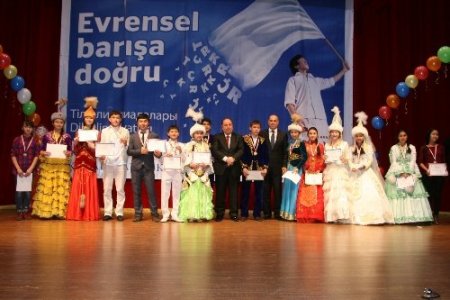 Türkçe olimpiyatlarında sahne Kazakistan’ın