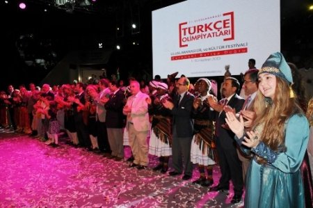 Türkçenin çocukları Samsunlulara unutulmaz bir gece yaşattı