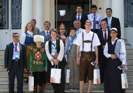 Türkçenin çocuklarından fasıllı ziyaret