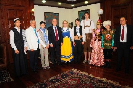 Türkçenin çocuklarından fasıllı ziyaret