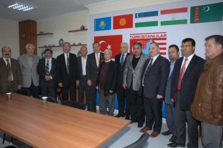 Türkistanlılar Derneği’nde Nevruz coşkusu