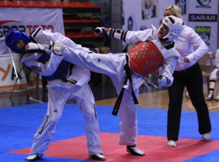 Türkiye Büyükler Tekvando Şampiyonası'nda birinciler İzmir ve İstanbul'dan çıktı