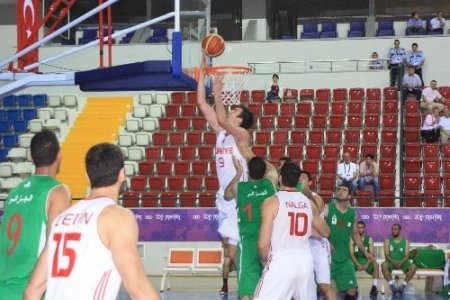 Türkiye-Cezayir: 97-68