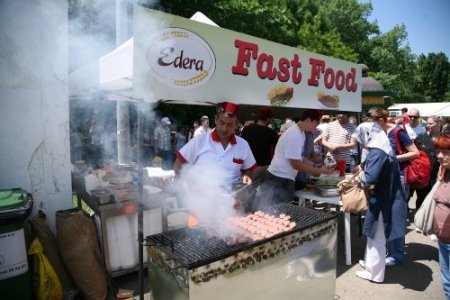 'Türkiye Festivali' yüz binleri ağırladı
