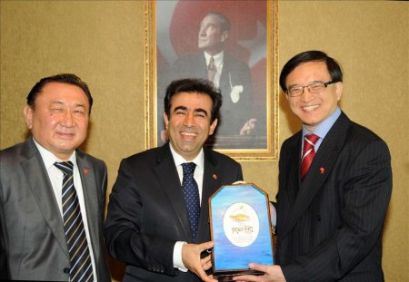 'Türkiye ile Çin arasındaki iş birliğinin gelişmesi için çalışıyoruz'