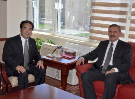 Türkiye İle Çin Arasındaki Ticaret Hacminde Hedef 50 Milyar Dolar