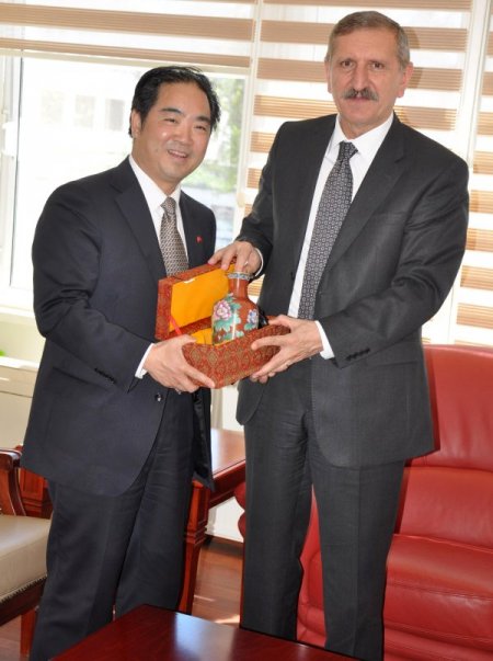 Türkiye İle Çin Arasındaki Ticaret Hacminde Hedef 50 Milyar Dolar