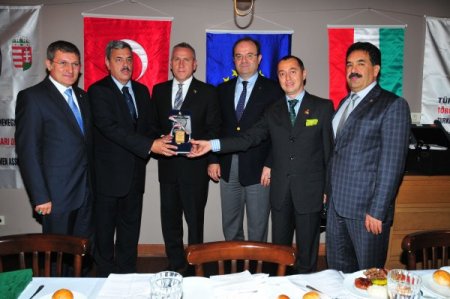 Türkiye ile Macaristan'ın dış ticaretini artırmanın yollarını görüştüler