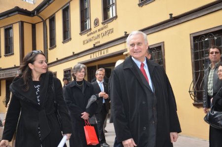 'Türkiye ile ticaretimizi iki katına çıkarmanın çalışmasını yapıyoruz'