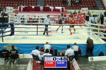 Türkiye Muay Thai takımı Rusya’da fırtına gibi esiyor