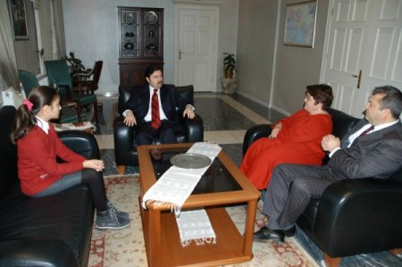 Türkiye okuma şampiyonu öğrenci, ilk romanını yazdı