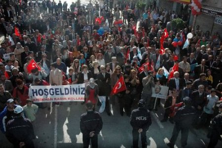 Türkiye Partisi Genel Başkanı Şener: Basın, Hükümetin Sopası Altında